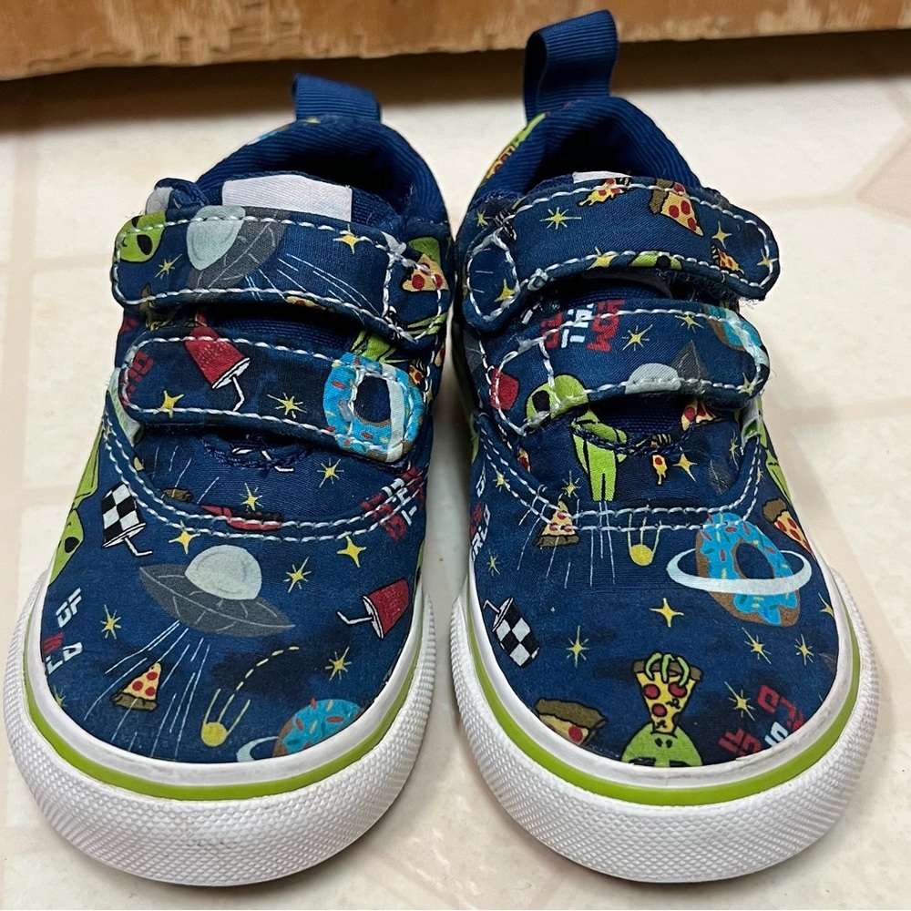 Vans junk food Aliens toddler size 5